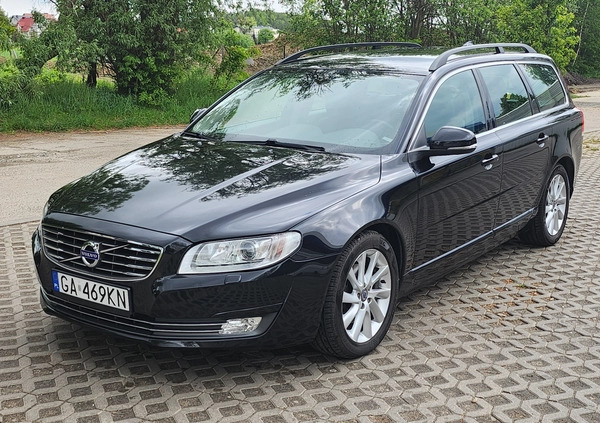 Volvo V70 cena 44900 przebieg: 207000, rok produkcji 2014 z Gdynia małe 106
